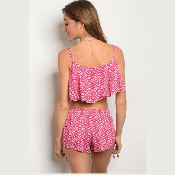 Shorts and top set 💕 - Picture 2 of 2